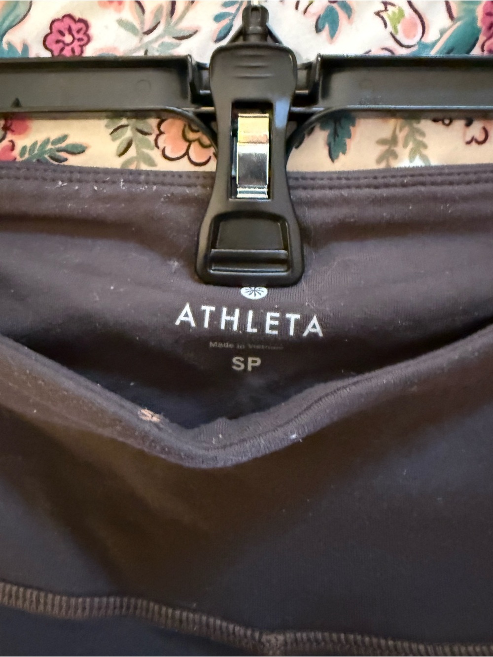 Athleta Purple Leggings with Contrasting Tan Stitching - Picture 6 of 6